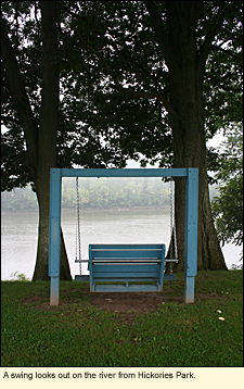 A swing look out on the Susquehanna River from Hickories Park om Owego, New York.
